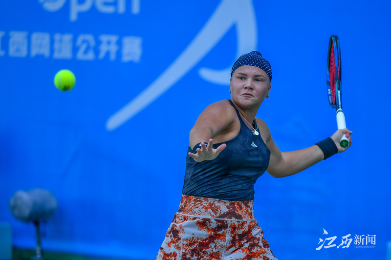 的趋势下 的趋势下