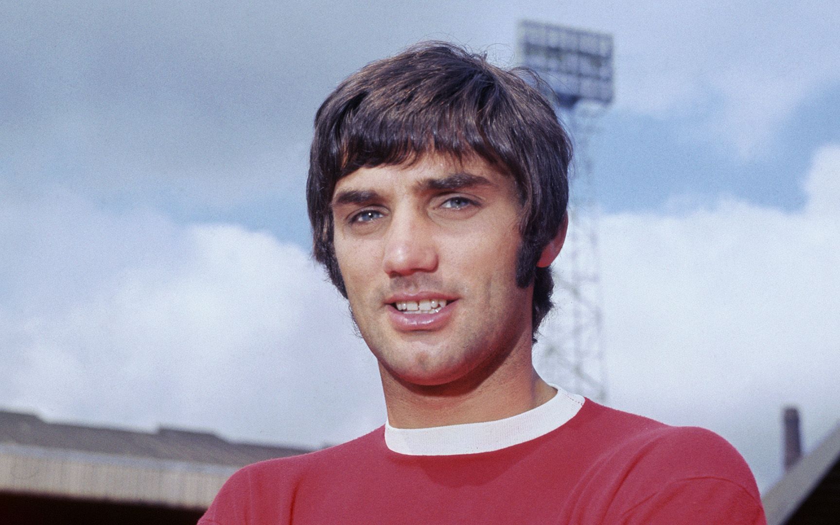 他强调了这 他强调了这